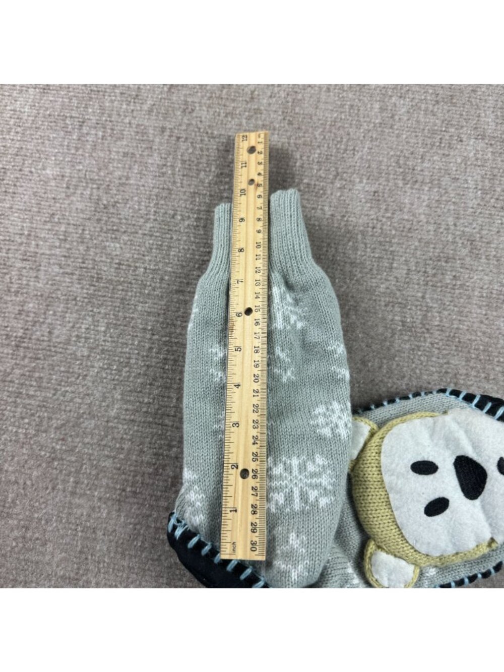 Vintage Y2K Polar Bear Slipper Socks Size S M Grey Snowflake Grip Sole Moccasins - Picture 7 of 8